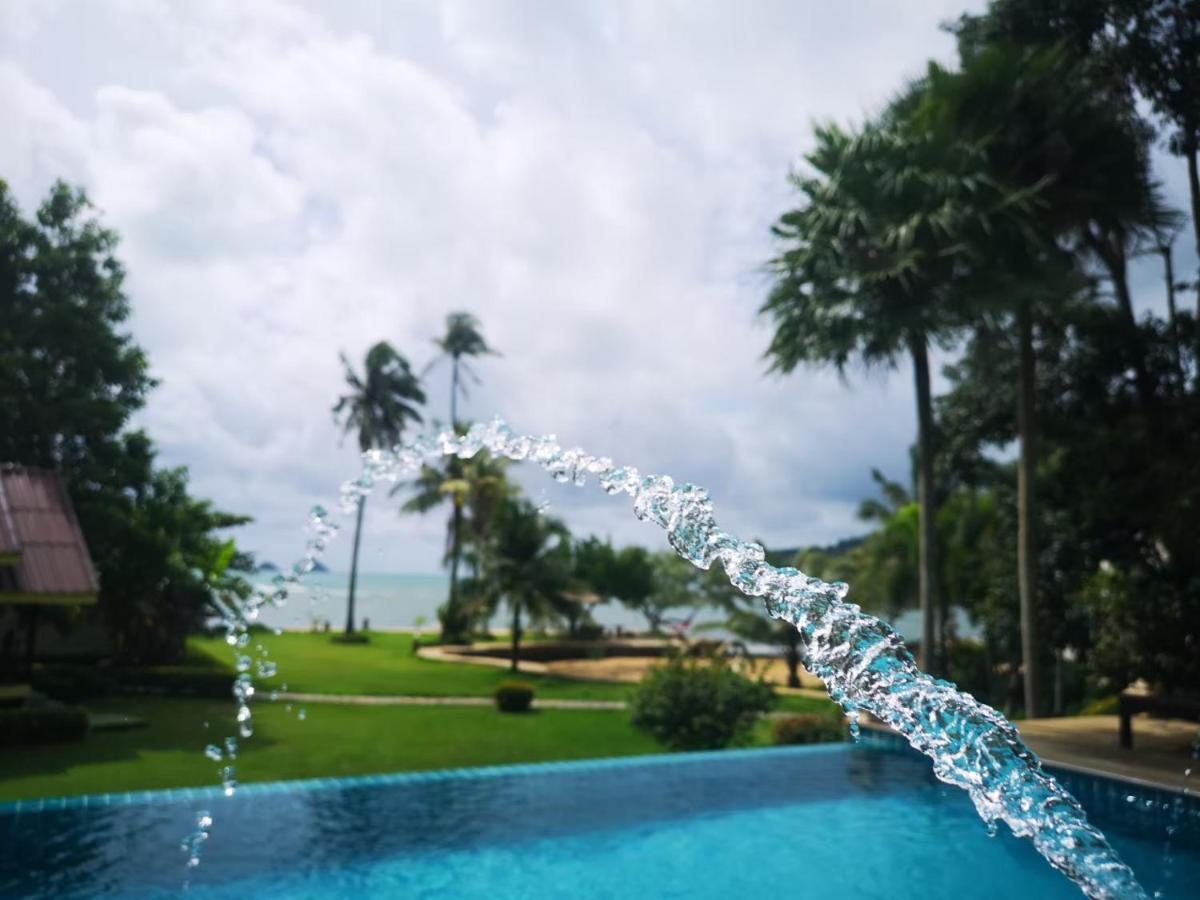 Koh Chang Bailan Beach Resort Buitenkant foto