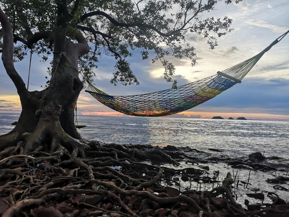 Koh Chang Bailan Beach Resort Buitenkant foto
