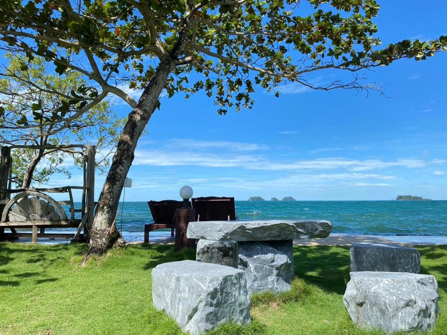 Koh Chang Bailan Beach Resort Buitenkant foto