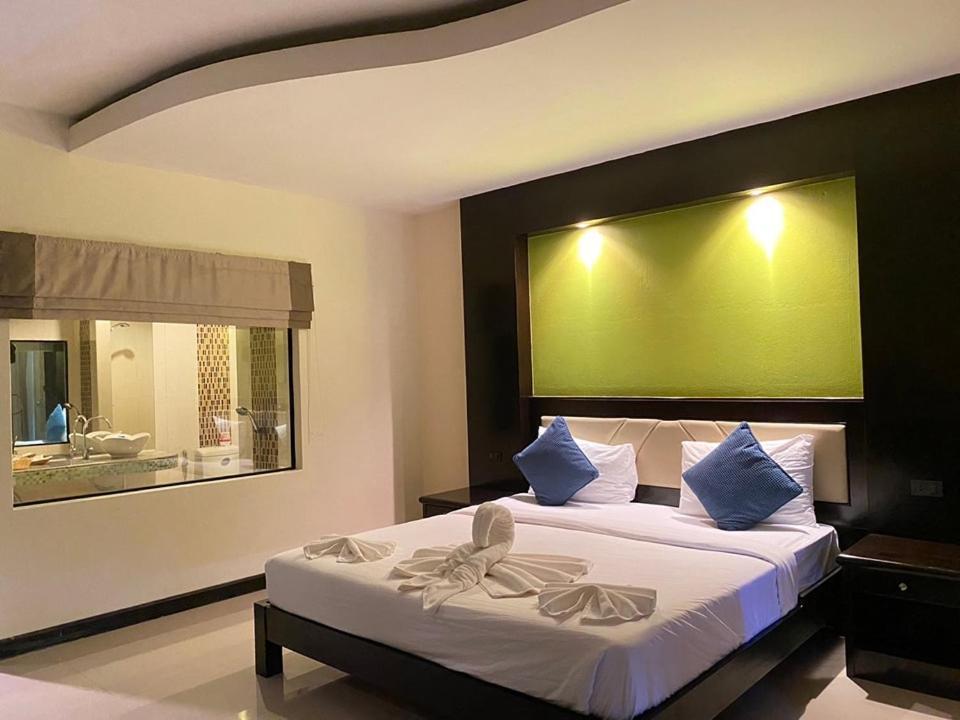 Koh Chang Bailan Beach Resort Buitenkant foto