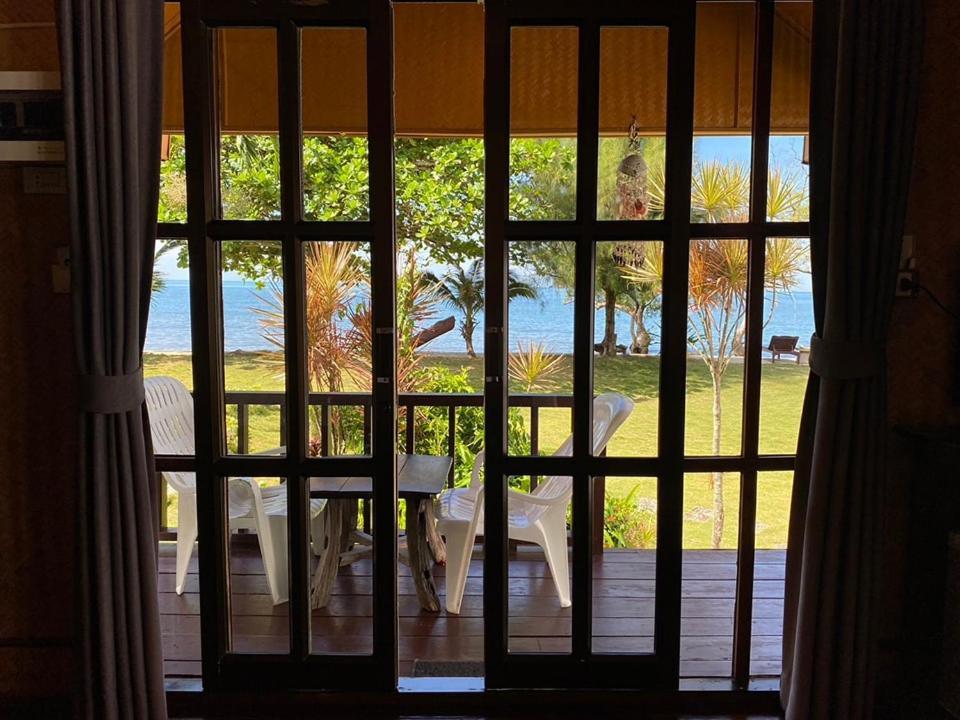 Koh Chang Bailan Beach Resort Buitenkant foto