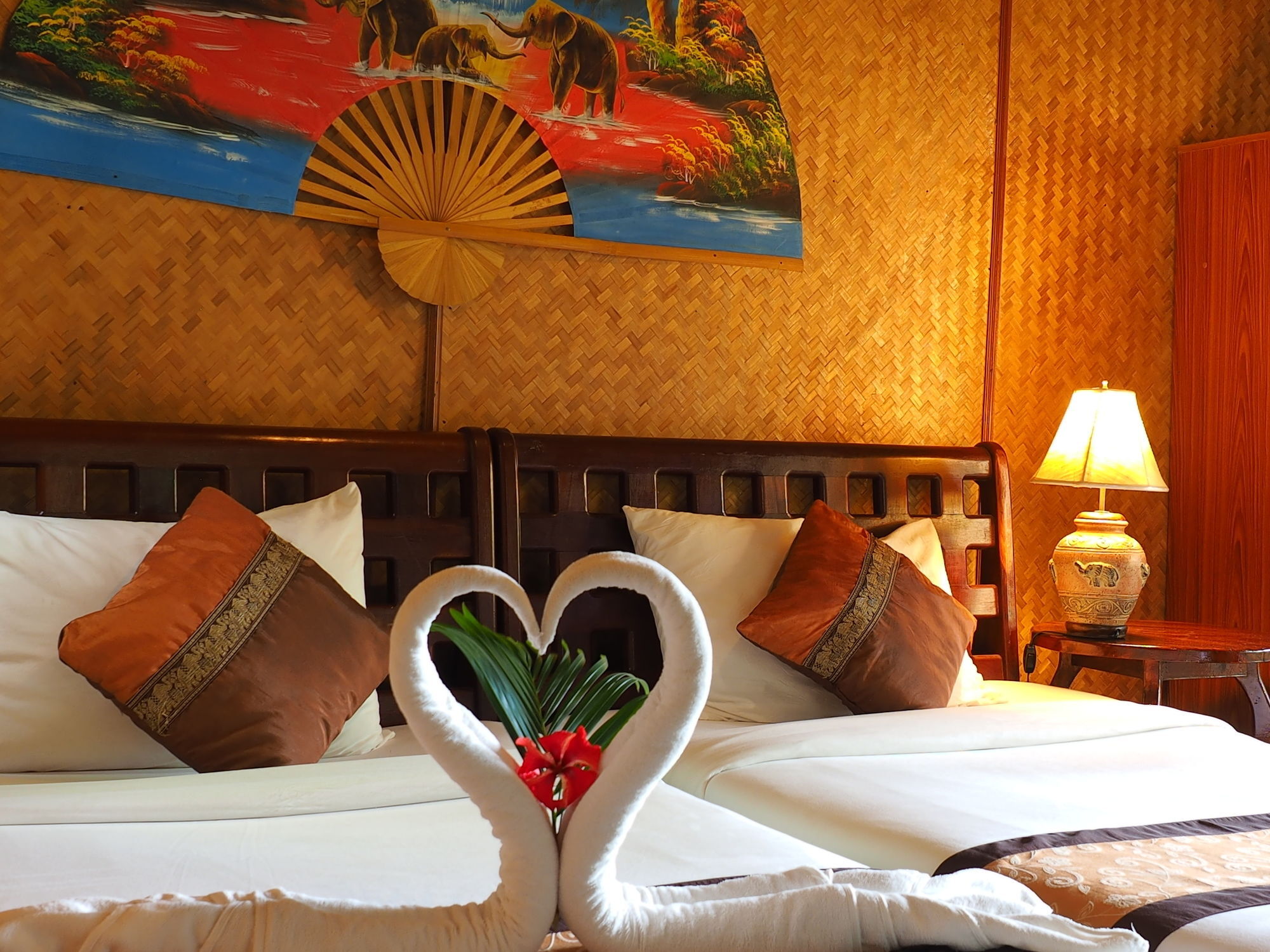 Koh Chang Bailan Beach Resort Buitenkant foto