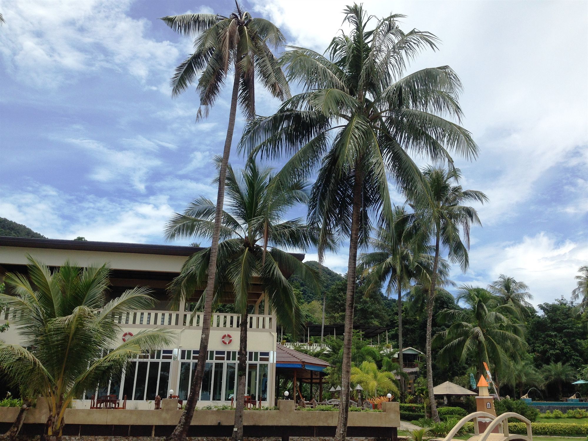 Koh Chang Bailan Beach Resort Buitenkant foto